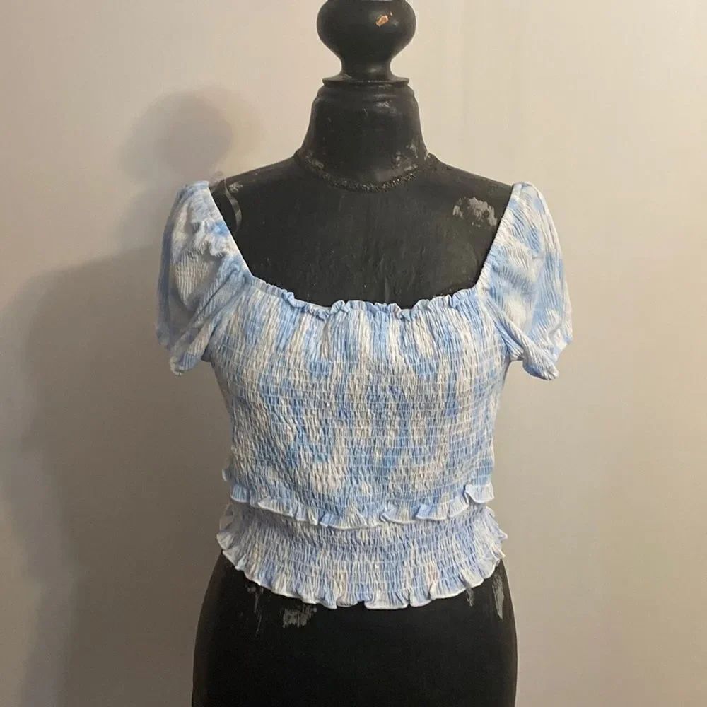 Lush Blue/White swirl crop top, size XL